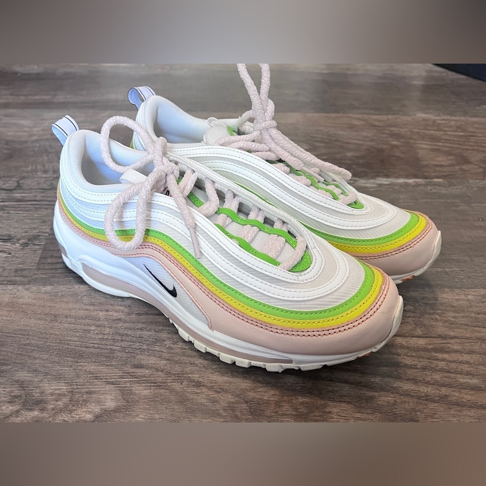 Final Price Ladies Nike Air Max Chunky Sneakers